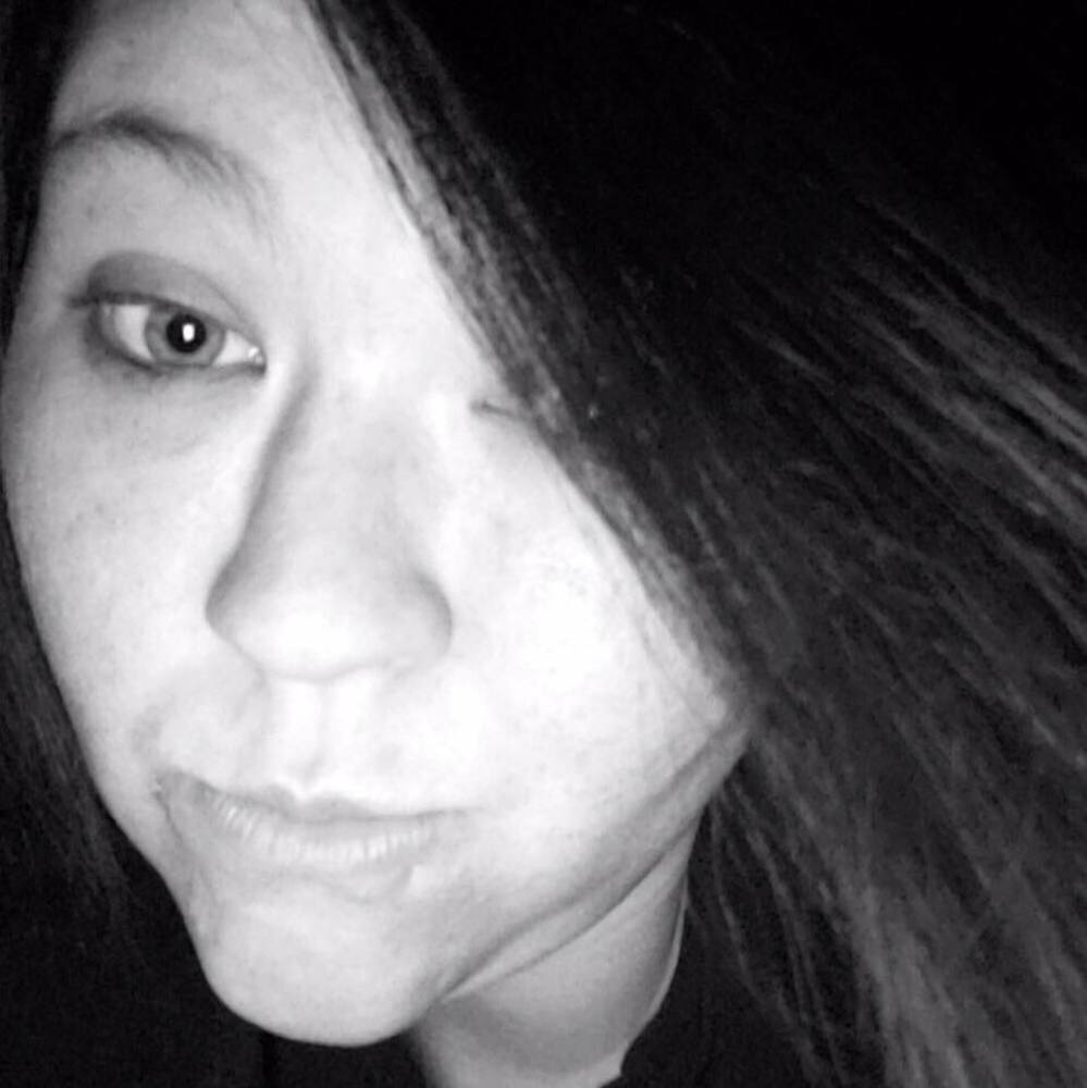 Meet your Posher, Leslie